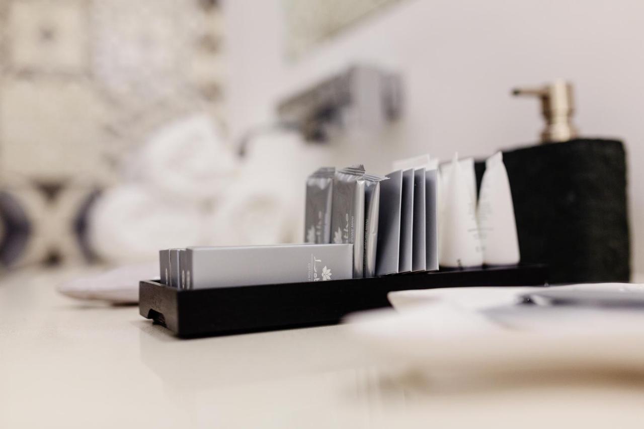 White Stylish Apartment 3 วีโกเอเกวนเซ ภายนอก รูปภาพ
