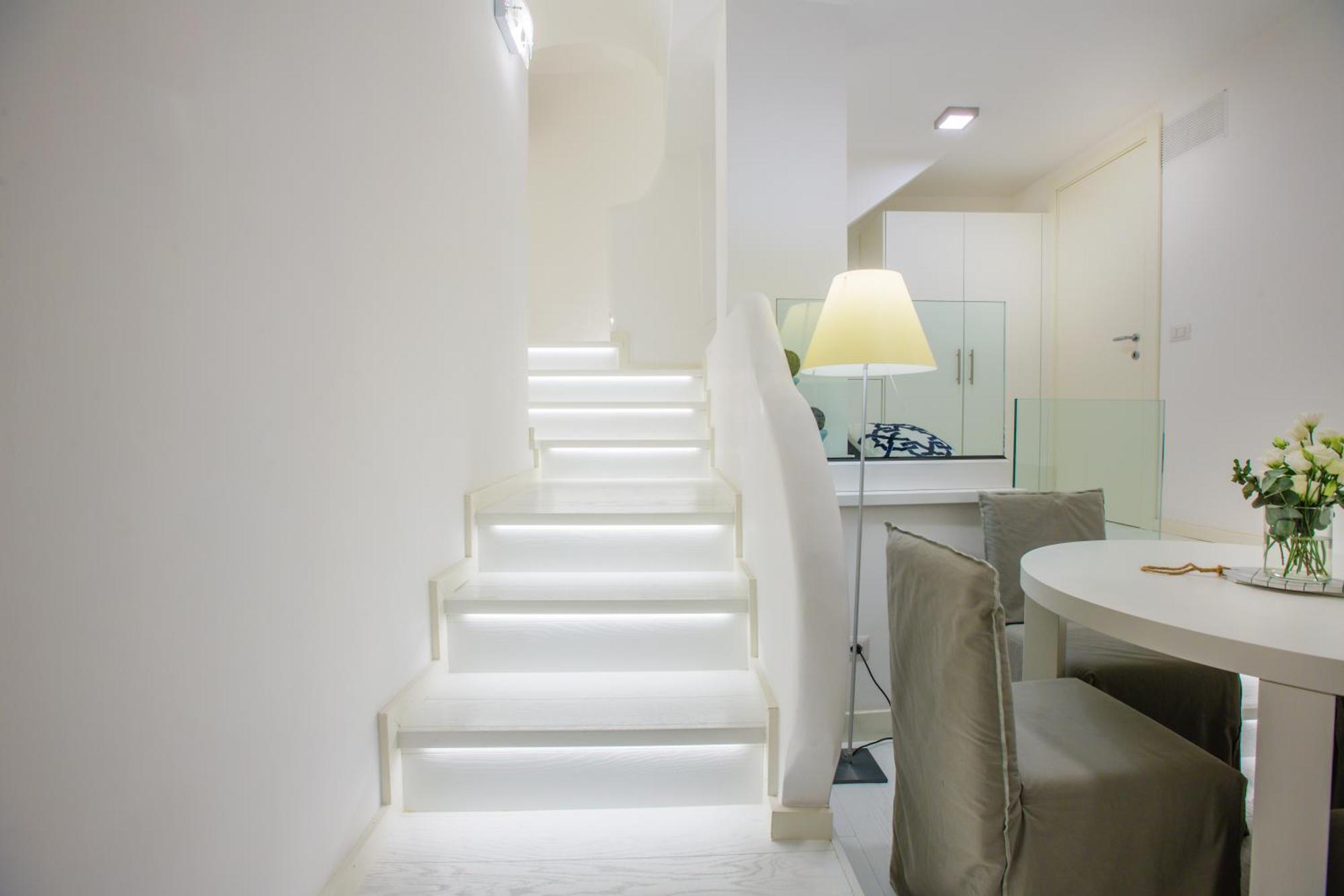 White Stylish Apartment 3 วีโกเอเกวนเซ ภายนอก รูปภาพ
